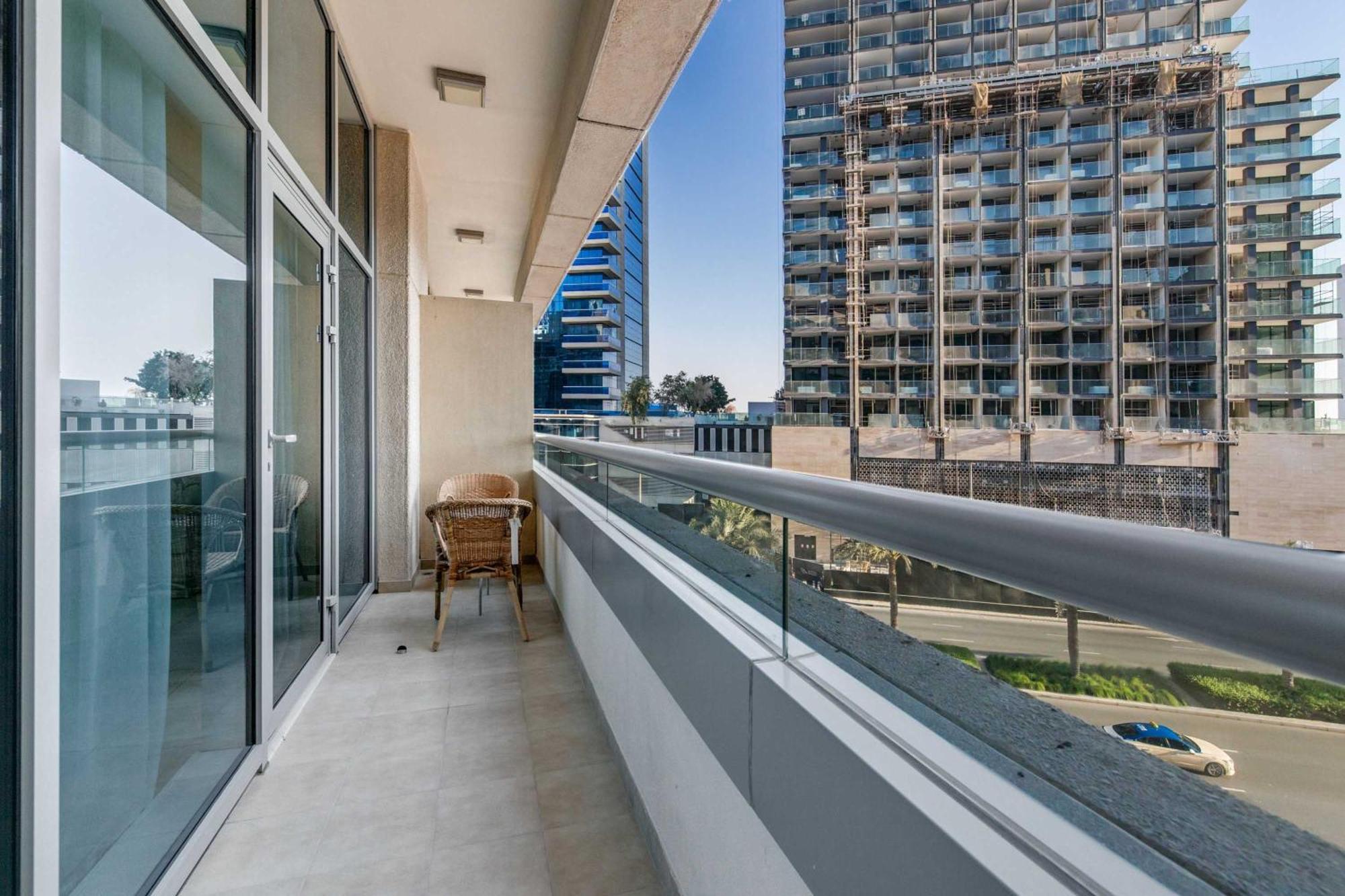 Knokey Bay Square Apartment *
